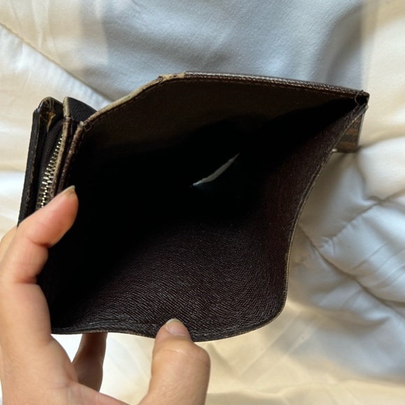 Louis Vuitton Damier Ebene Wallet - Picture 10 of 13
